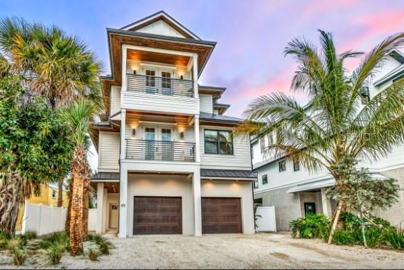 Single Family Residence in SARASOTA, FL - Daniel Dourado