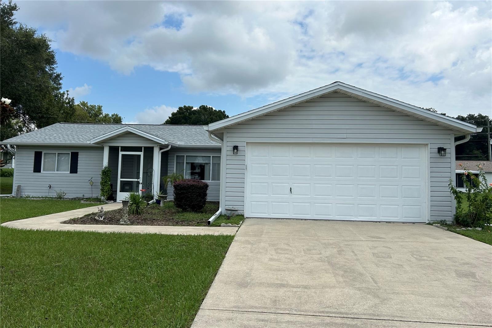 Single Family Residence in OCALA, FL - Daniel Dourado