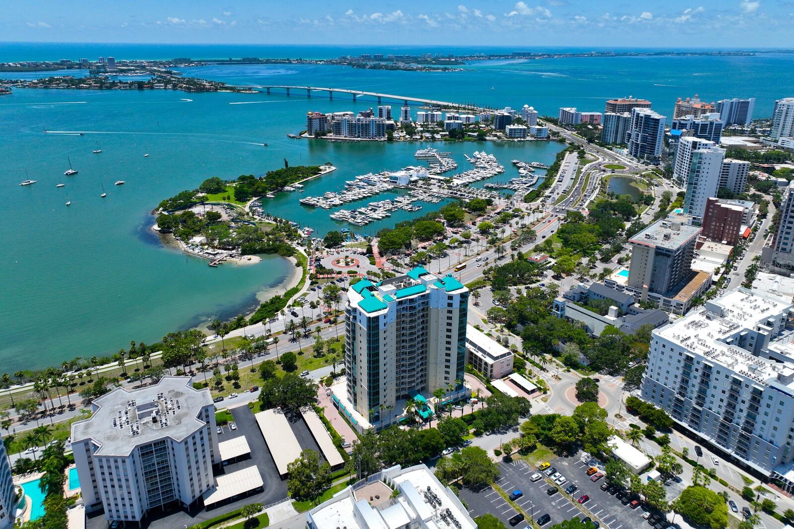 Condominium in SARASOTA, FL - Daniel Dourado