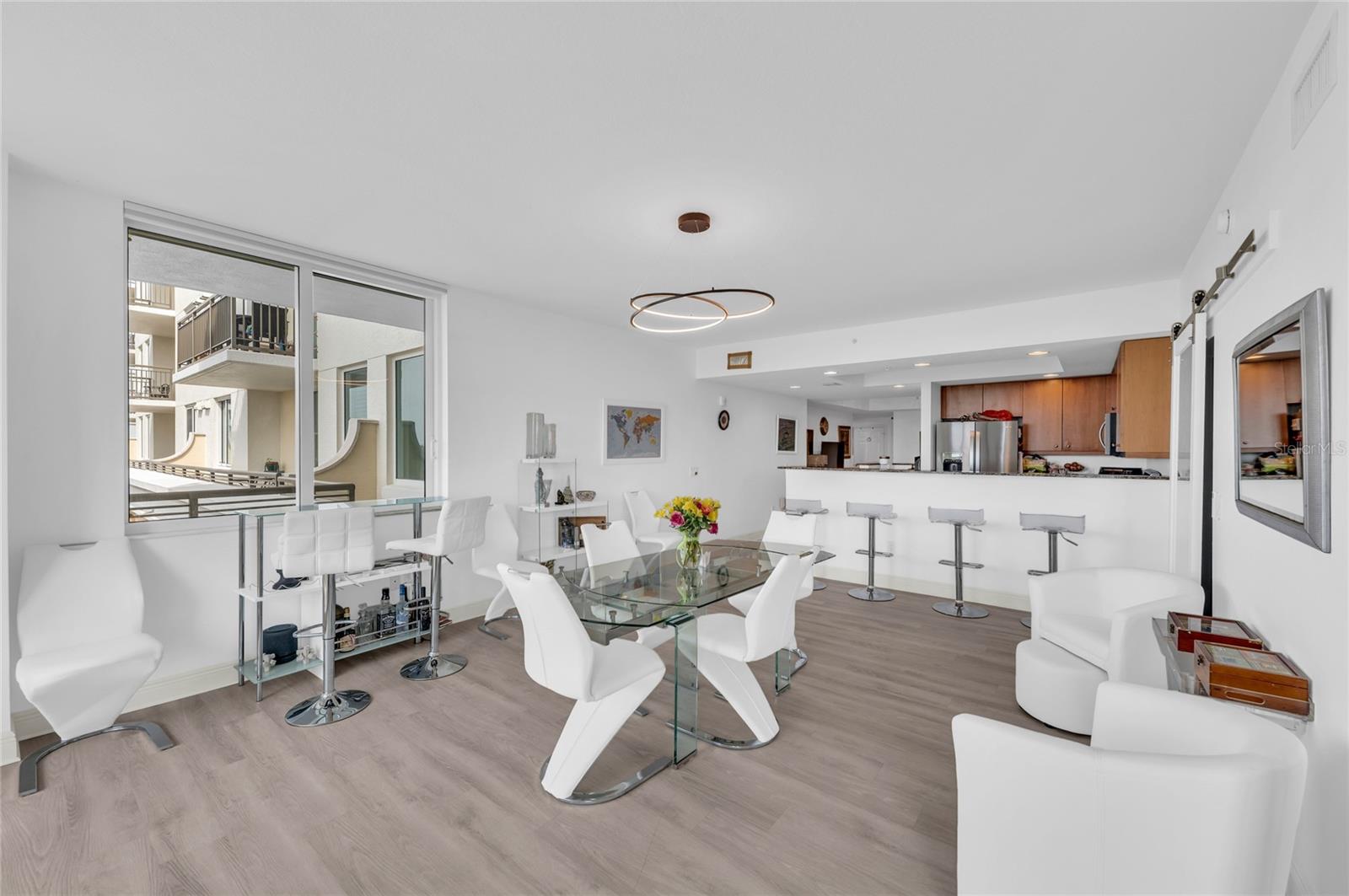 Condominium in SARASOTA, FL - Daniel Dourado