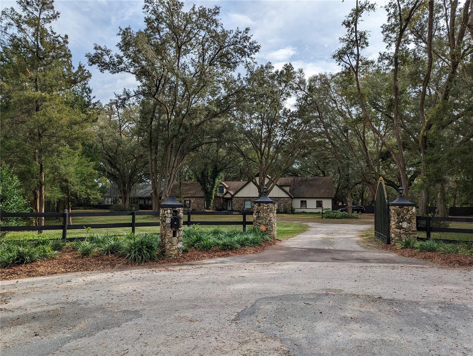 Single Family Residence em OCALA, FL - Daniel Dourado