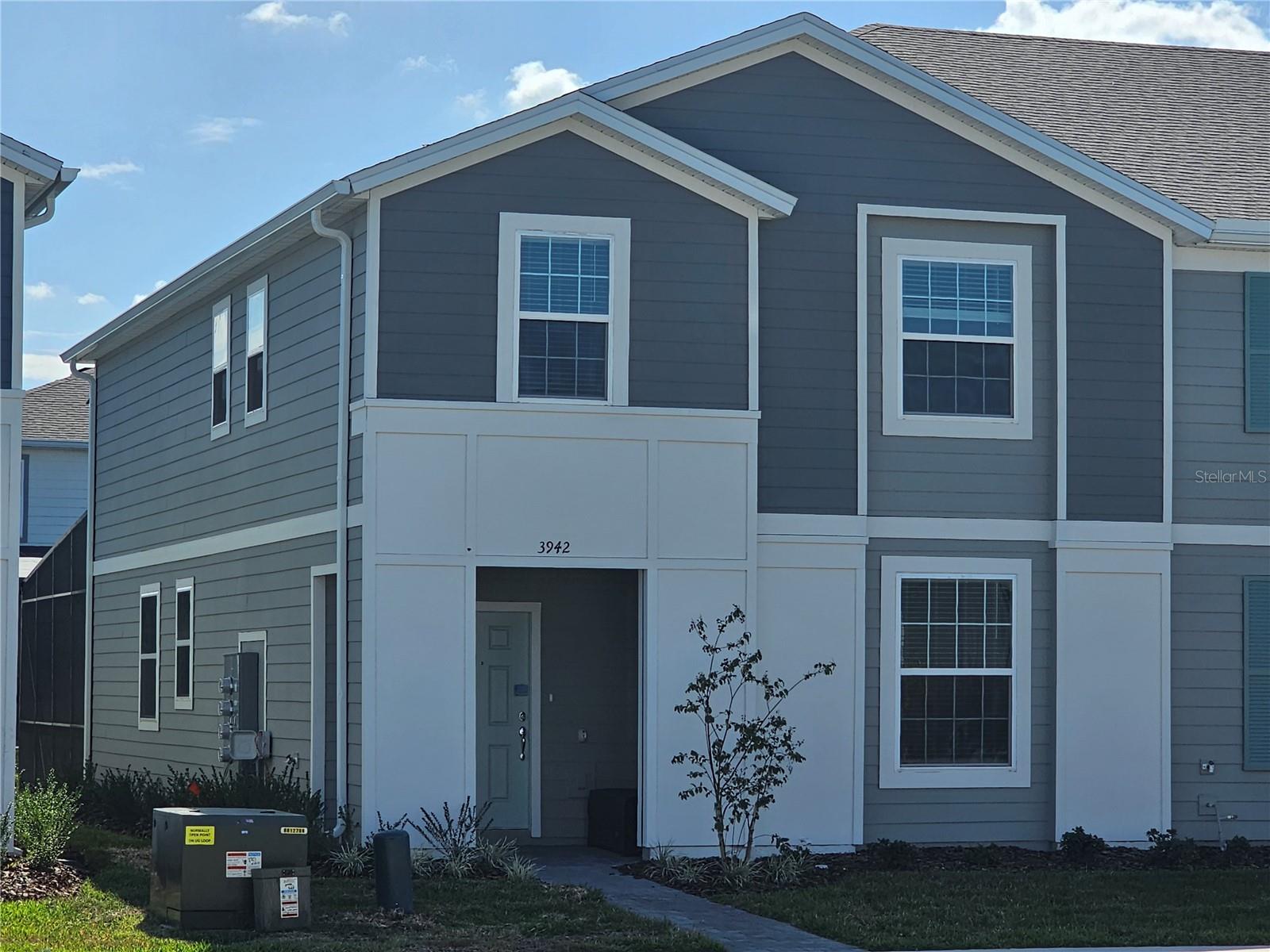 Townhouse in DAVENPORT, FL - Daniel Dourado
