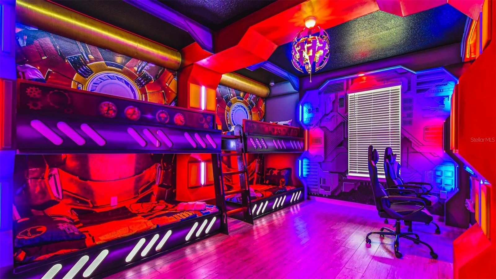 Single Family Residence in DAVENPORT, FL - Daniel Dourado