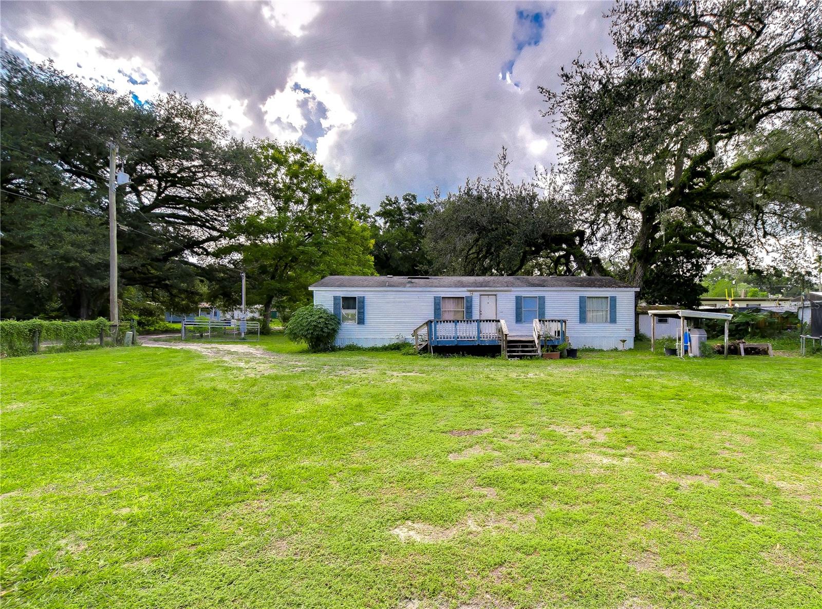 Manufactured Home em ZEPHYRHILLS, FL - Daniel Dourado