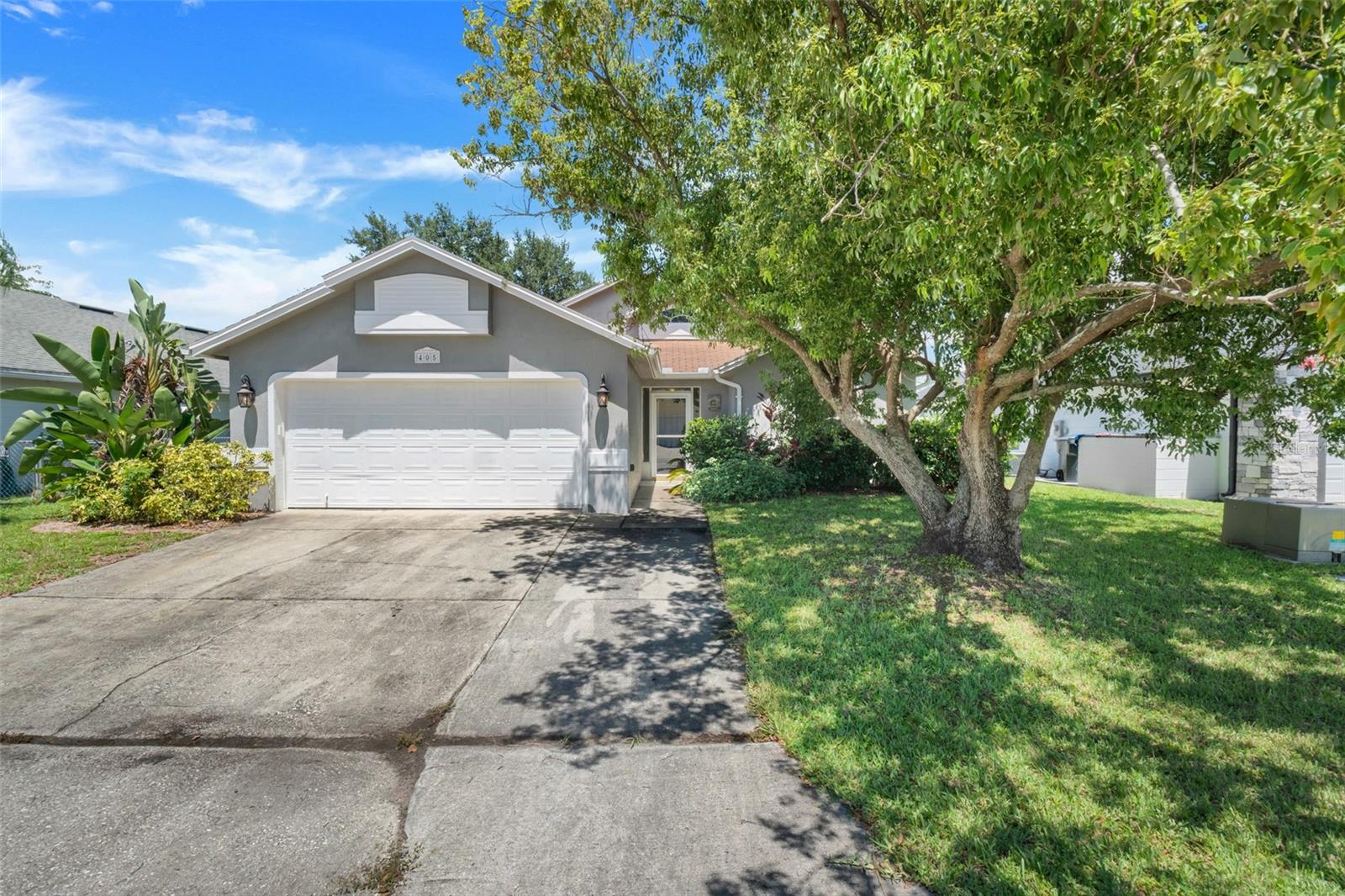 Single Family Residence em WINTER HAVEN, FL - Daniel Dourado