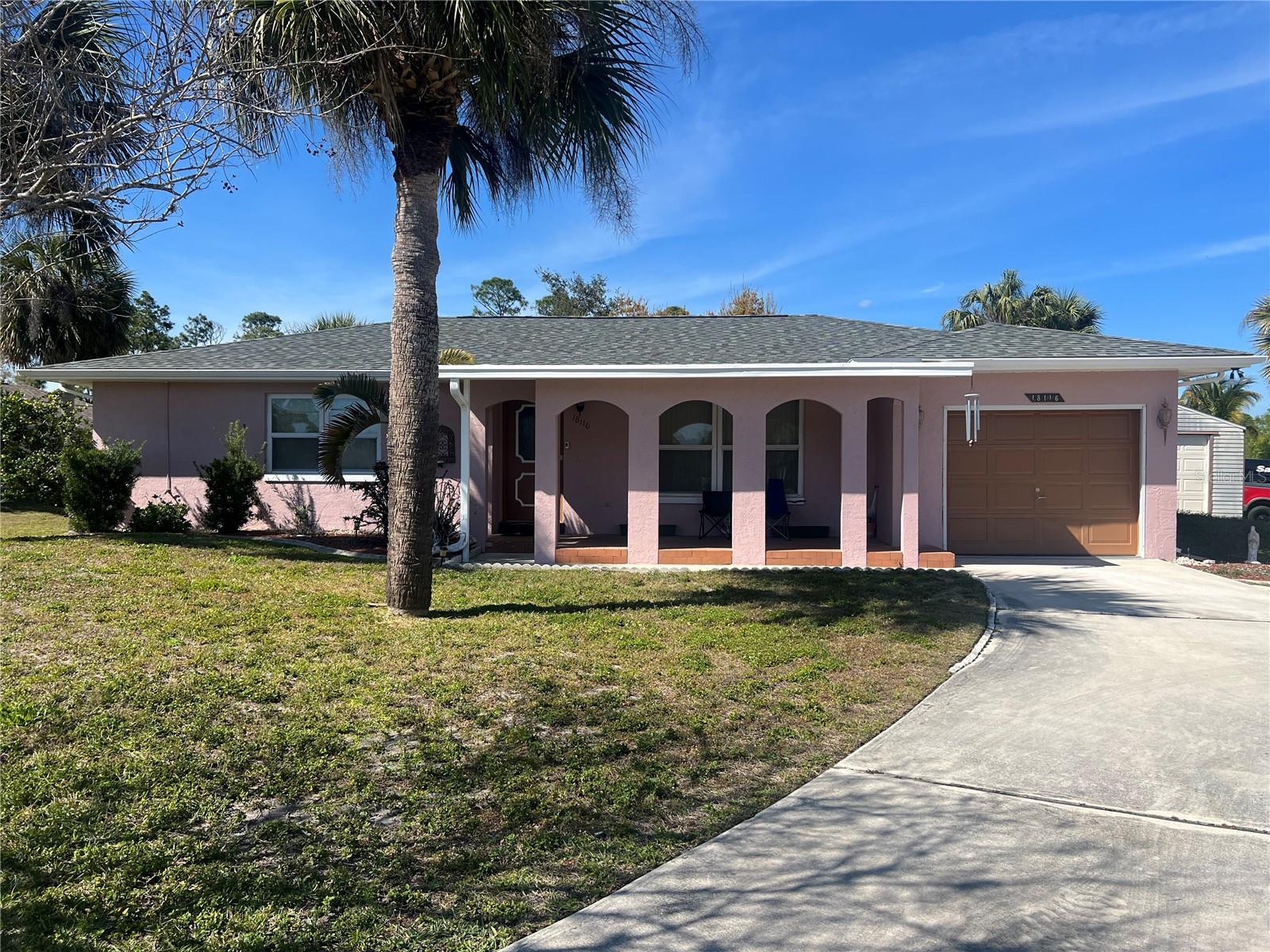 Single Family Residence in PORT CHARLOTTE, FL - Daniel Dourado