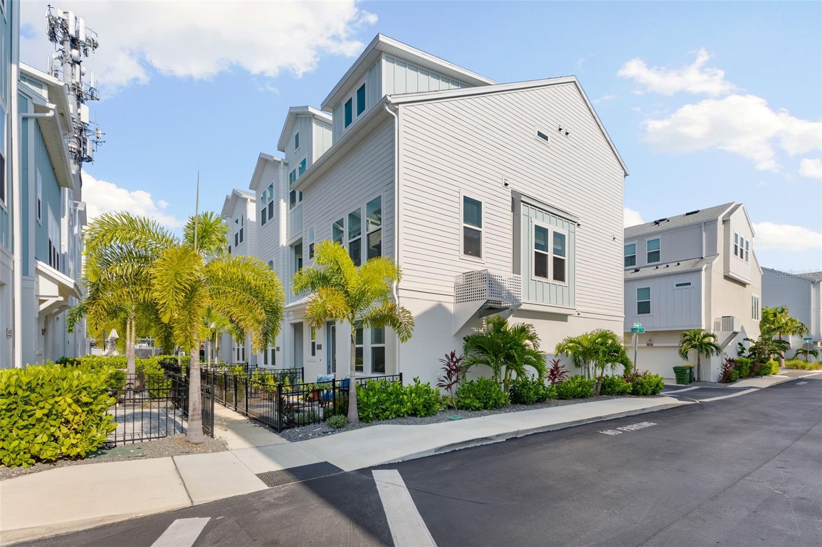 Townhouse in SARASOTA, FL - Daniel Dourado