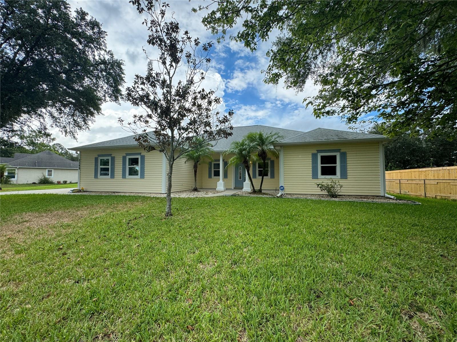 Single Family Residence em SAINT CLOUD, FL - Daniel Dourado