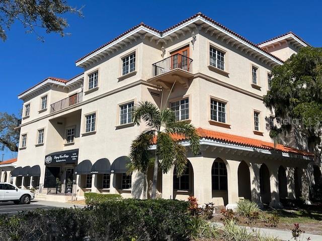 Office in SARASOTA, FL - Daniel Dourado