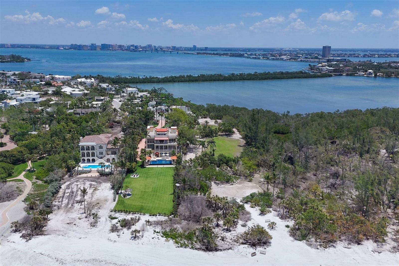  in SARASOTA, FL - Daniel Dourado