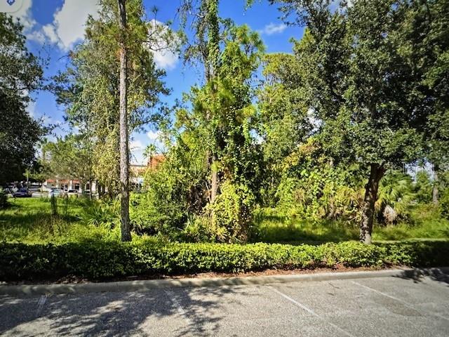 Mixed Use em ORLANDO, FL - Daniel Dourado