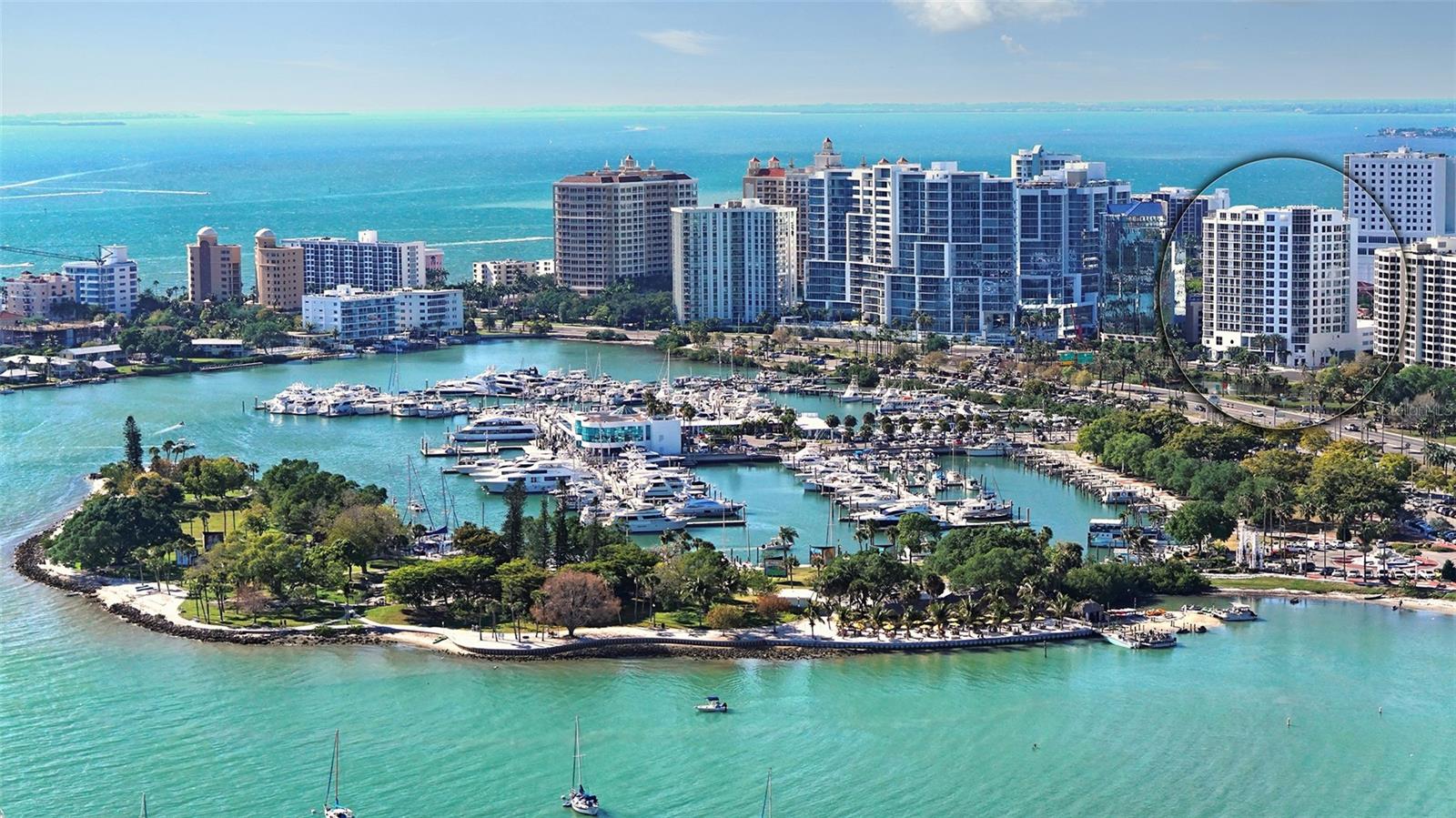 Condominium in SARASOTA, FL - Daniel Dourado