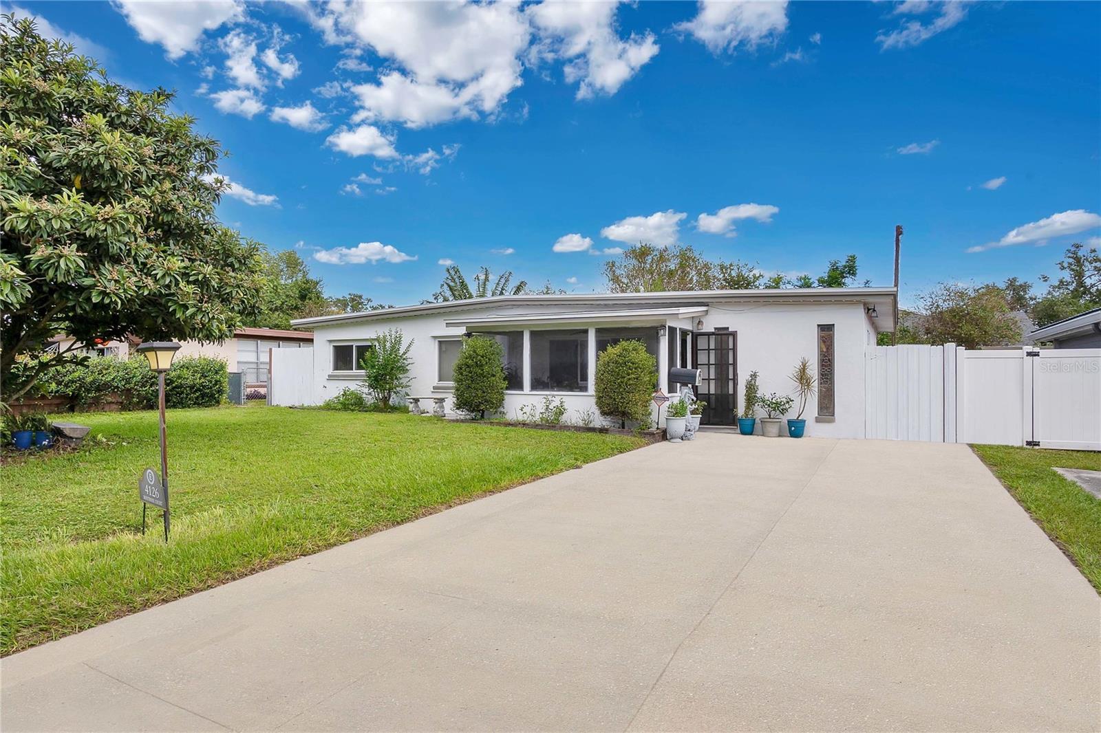 Single Family Residence em ORLANDO, FL - Daniel Dourado