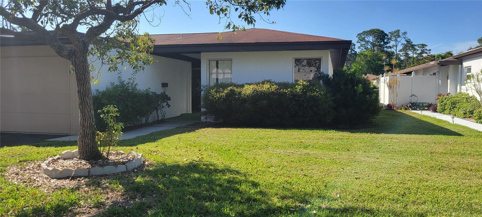 Condominium in SARASOTA, FL - Daniel Dourado