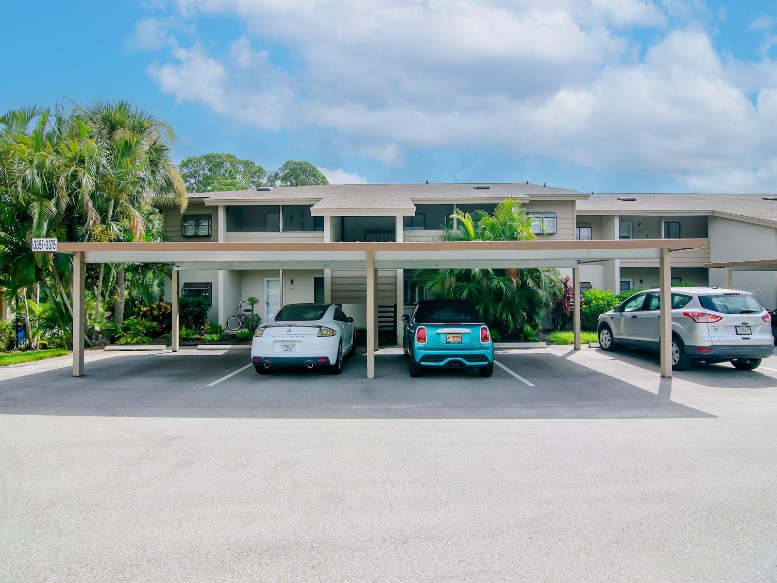 Condominium in SARASOTA, FL - Daniel Dourado