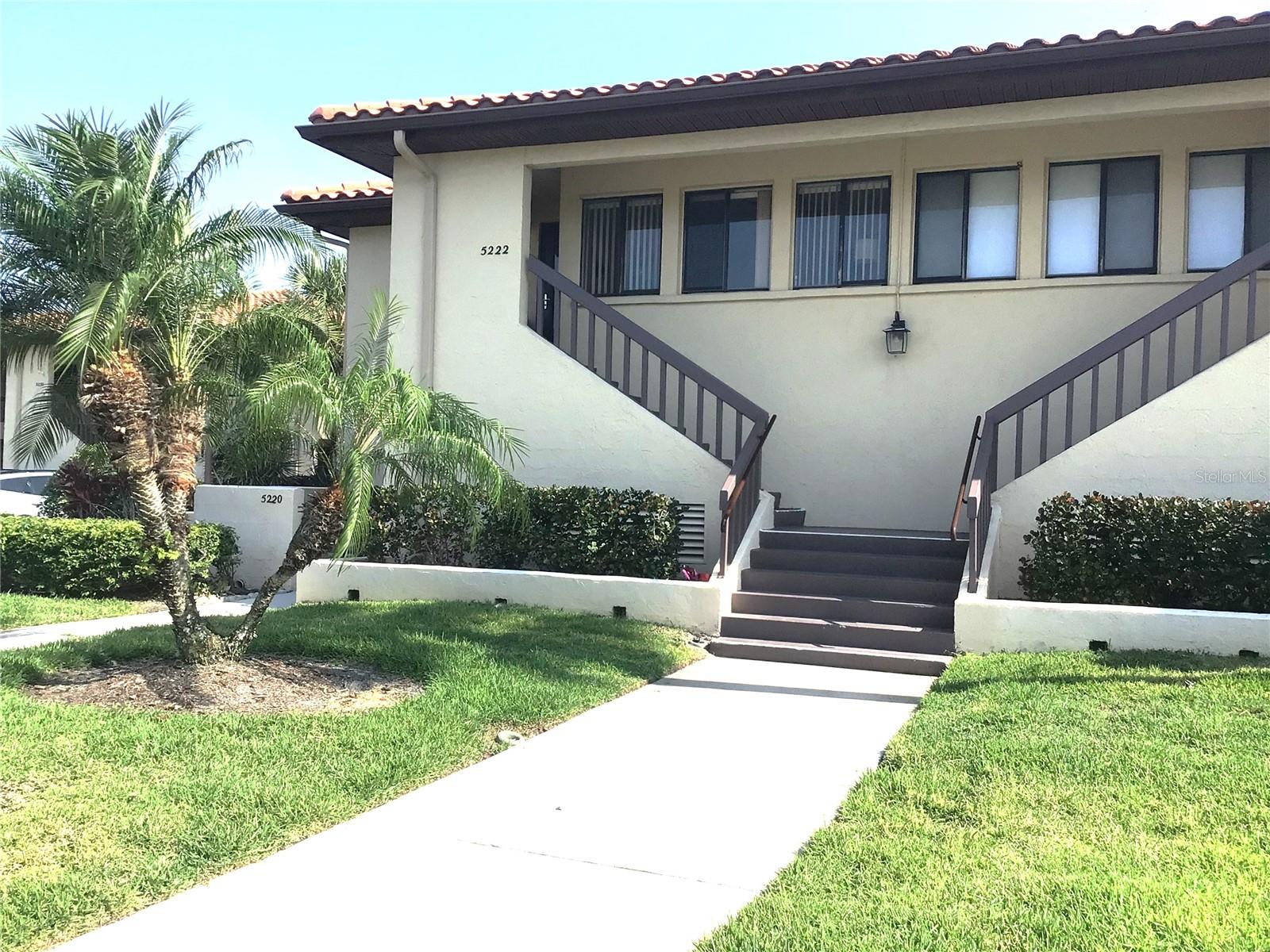 Condominium in SARASOTA, FL - Daniel Dourado