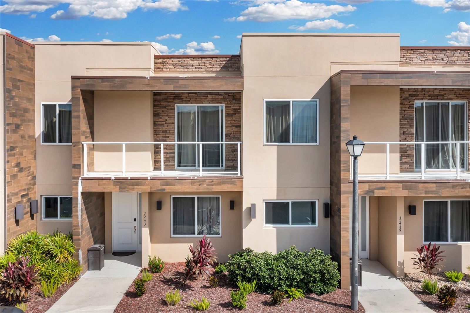 Townhouse in KISSIMMEE, FL - Daniel Dourado