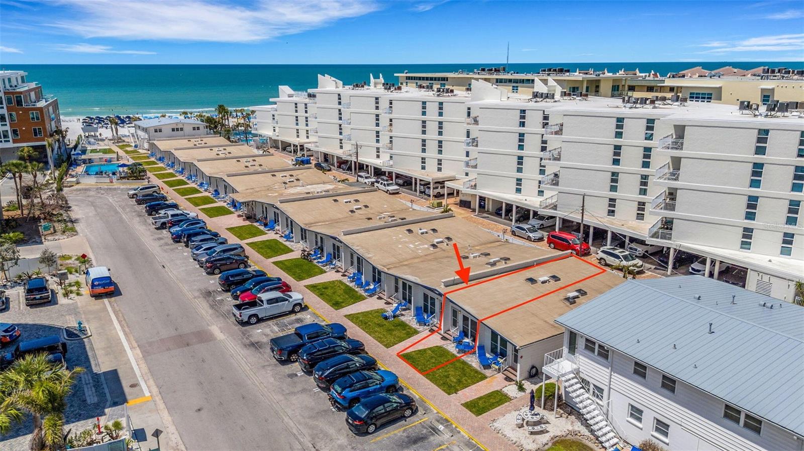 Condominium in SARASOTA, FL - Daniel Dourado