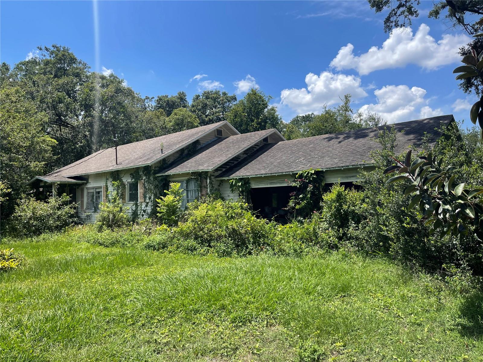 Single Family Residence in LAKELAND, FL - Daniel Dourado