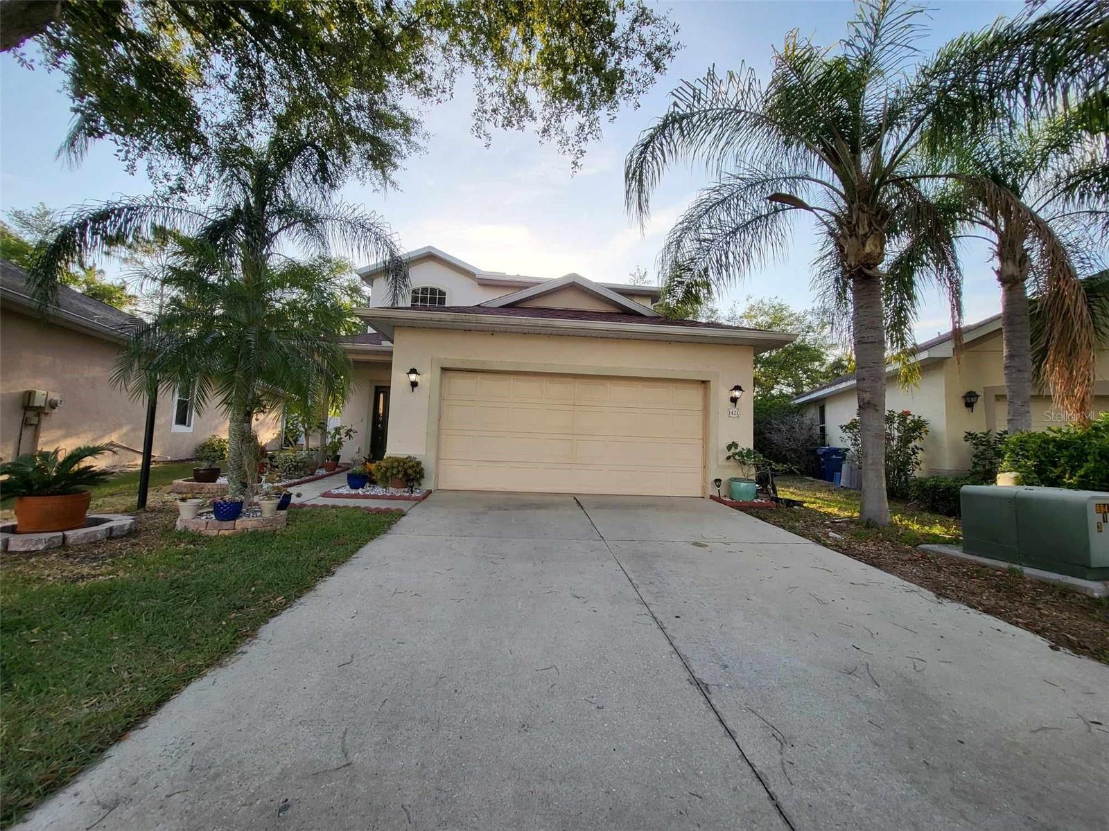 Single Family Residence in SARASOTA, FL - Daniel Dourado