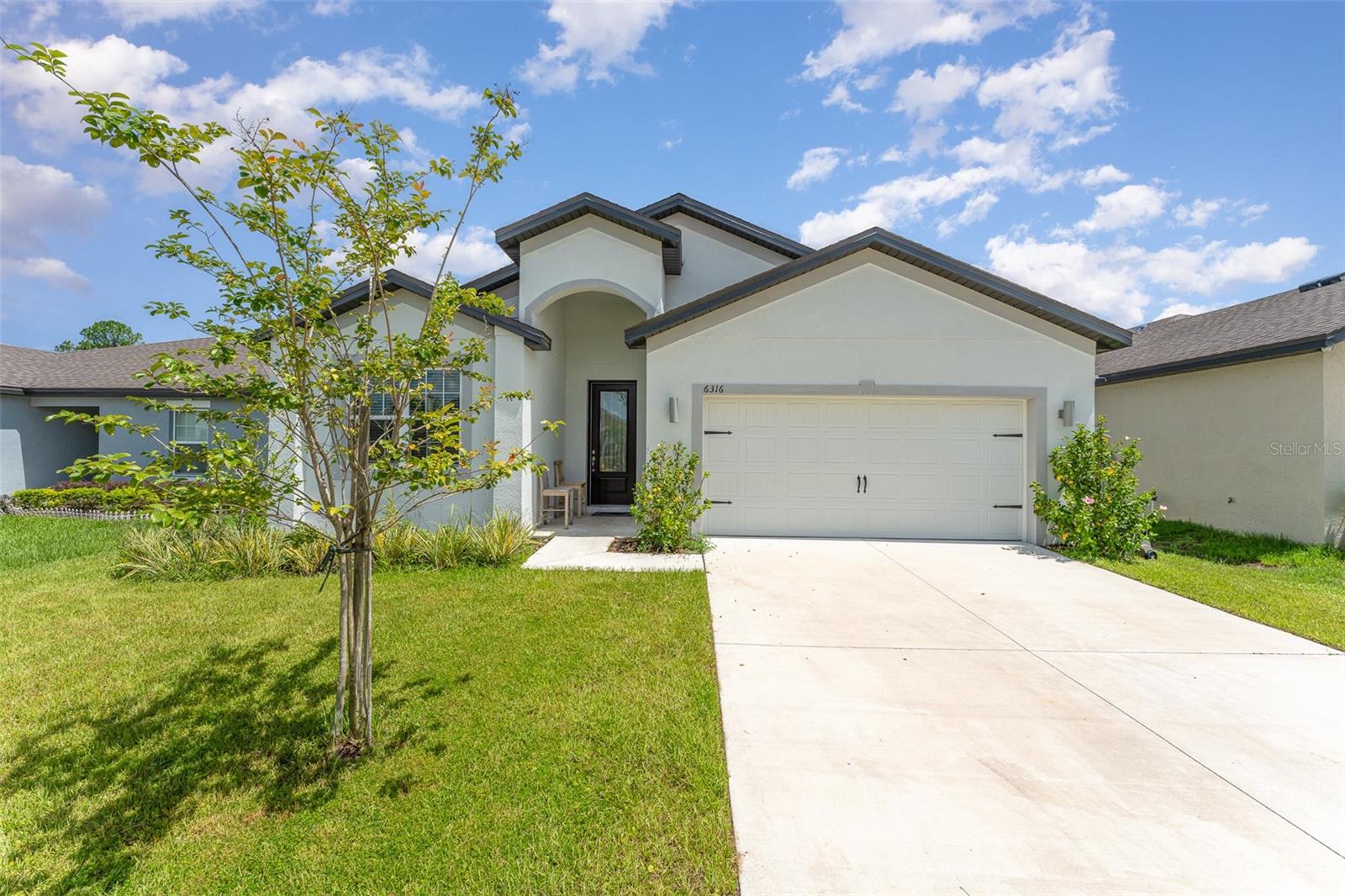 Single Family Residence in LAKELAND, FL - Daniel Dourado