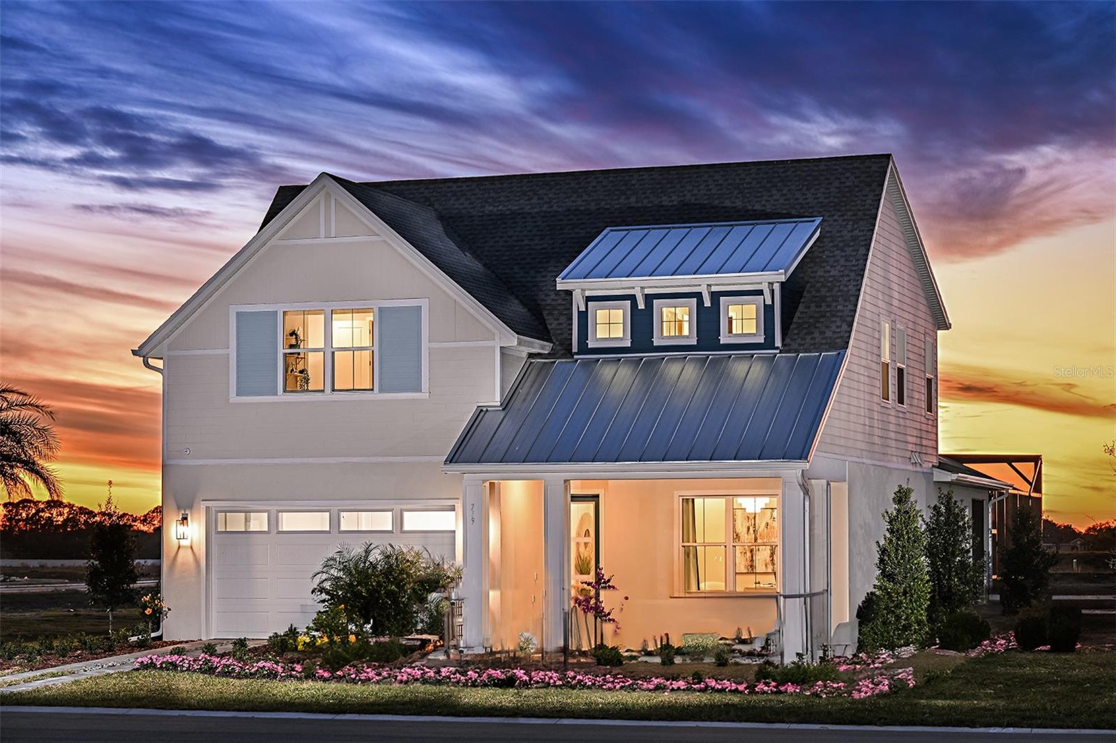 Single Family Residence in SARASOTA, FL - Daniel Dourado