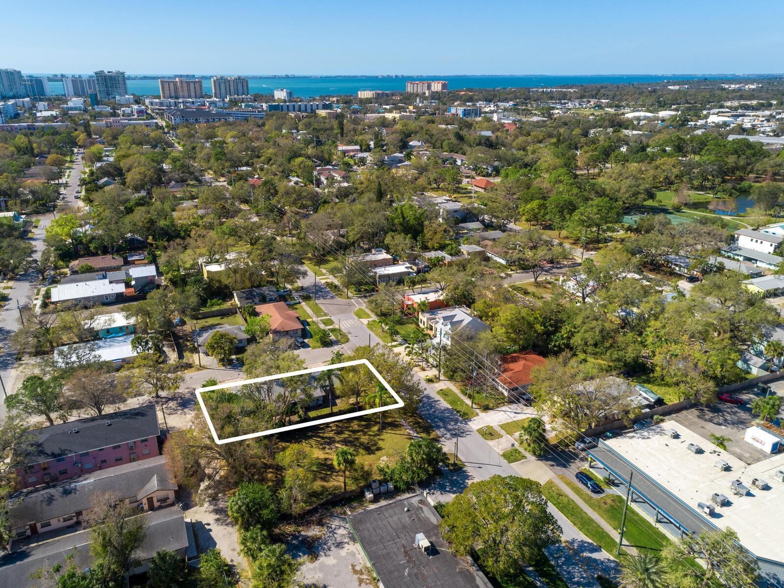  in SARASOTA, FL - Daniel Dourado