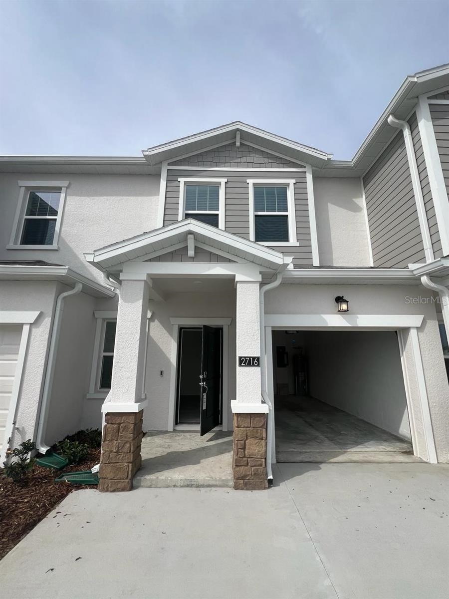 Townhouse in DAVENPORT, FL - Daniel Dourado