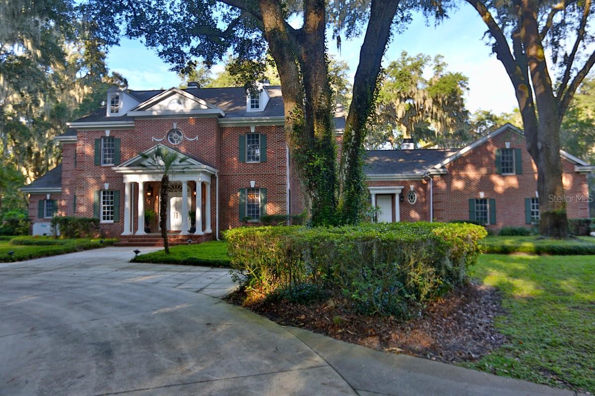 Single Family Residence in OCALA, FL - Daniel Dourado