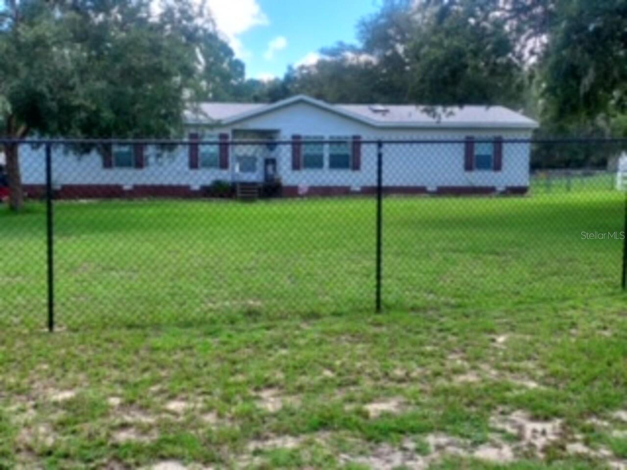 Manufactured Home - Post 1977 in OCALA, FL - Daniel Dourado