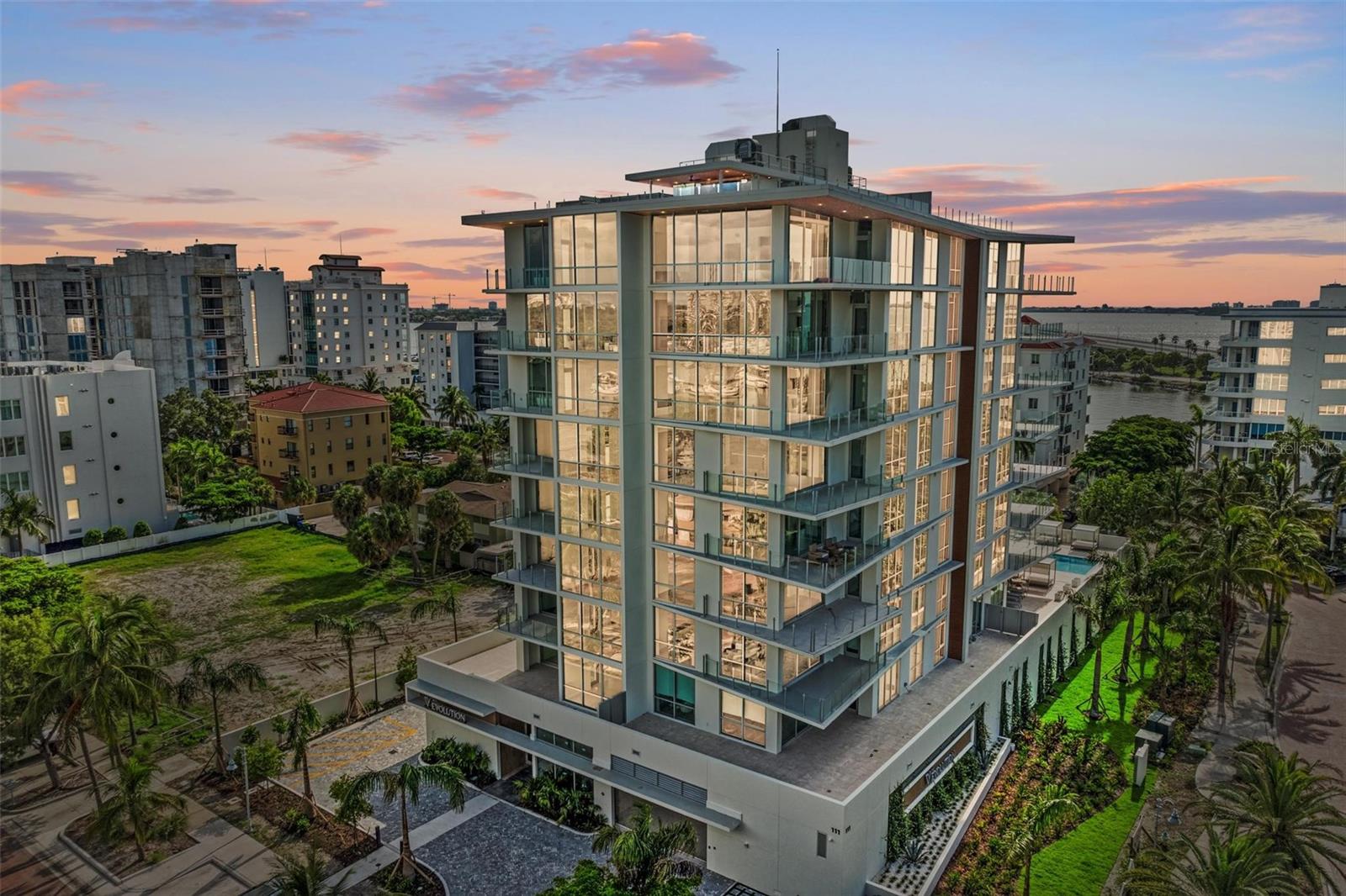 Condominium in SARASOTA, FL - Daniel Dourado