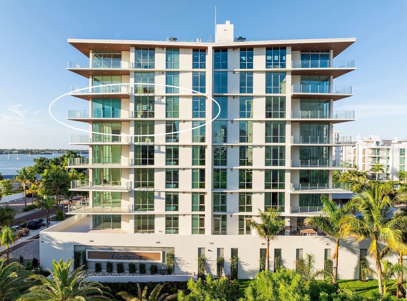 Condominium in SARASOTA, FL - Daniel Dourado
