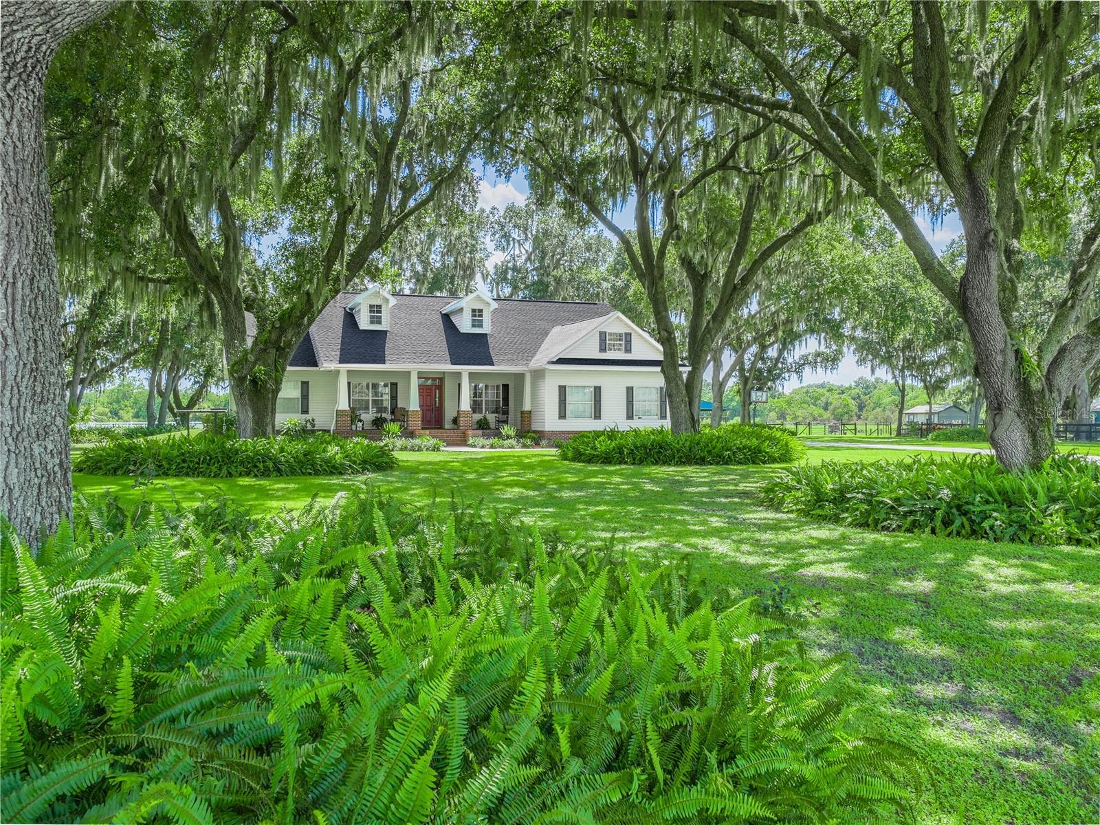 Single Family Residence in LAKELAND, FL - Daniel Dourado