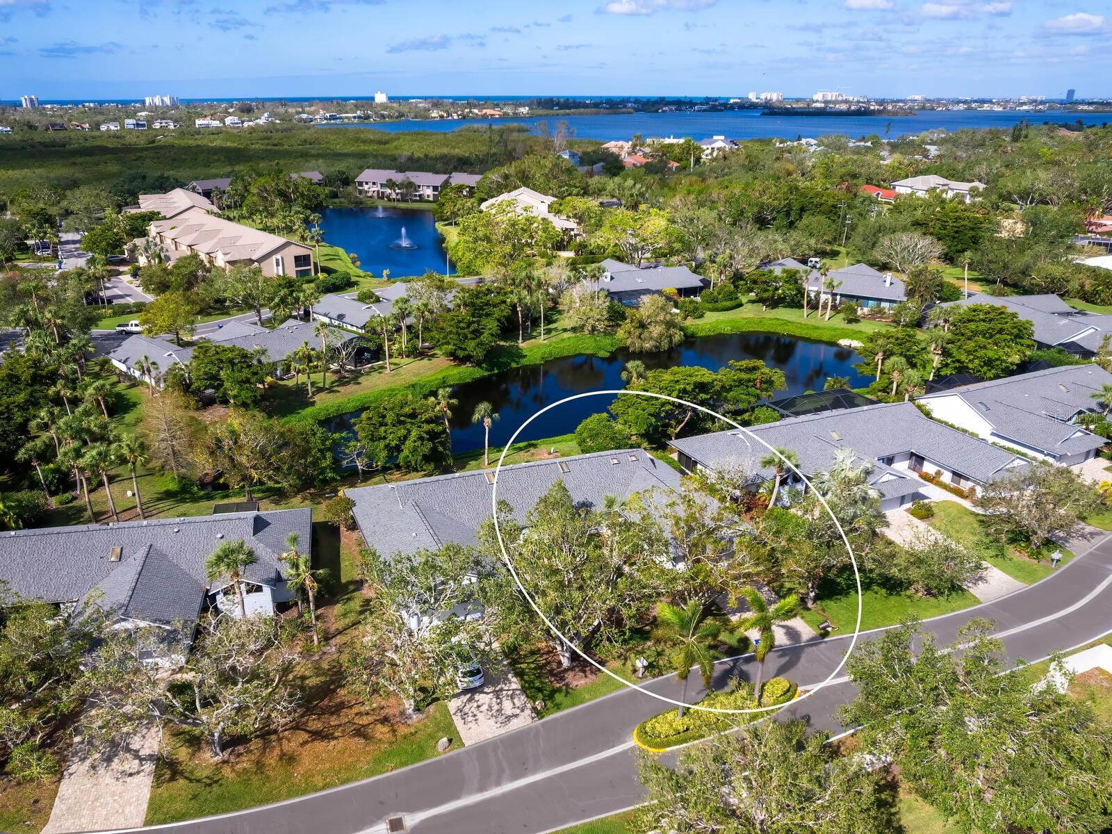 Condominium in SARASOTA, FL - Daniel Dourado