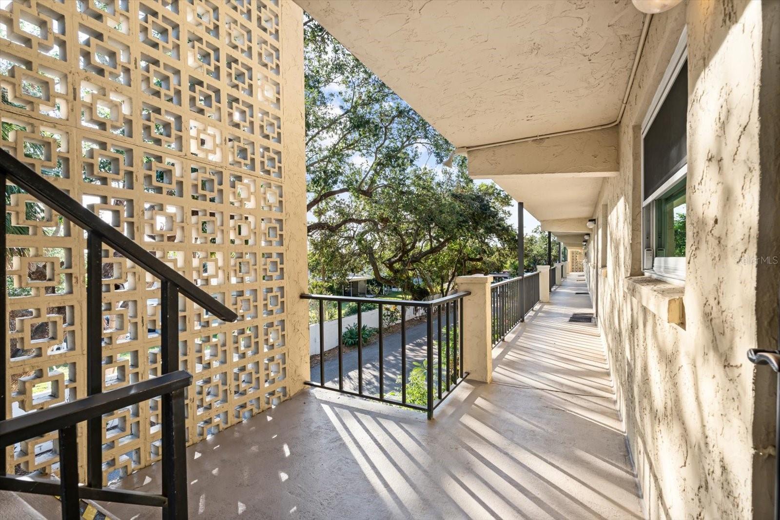 Condominium in SARASOTA, FL - Daniel Dourado