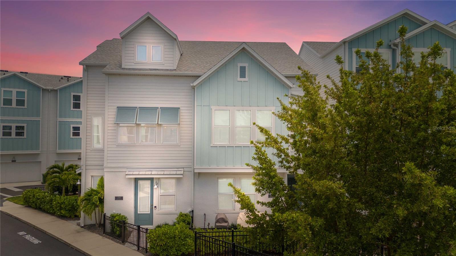 Townhouse in SARASOTA, FL - Daniel Dourado