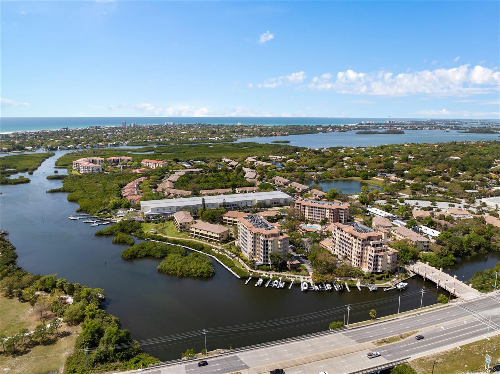 Condominium in SARASOTA, FL - Daniel Dourado