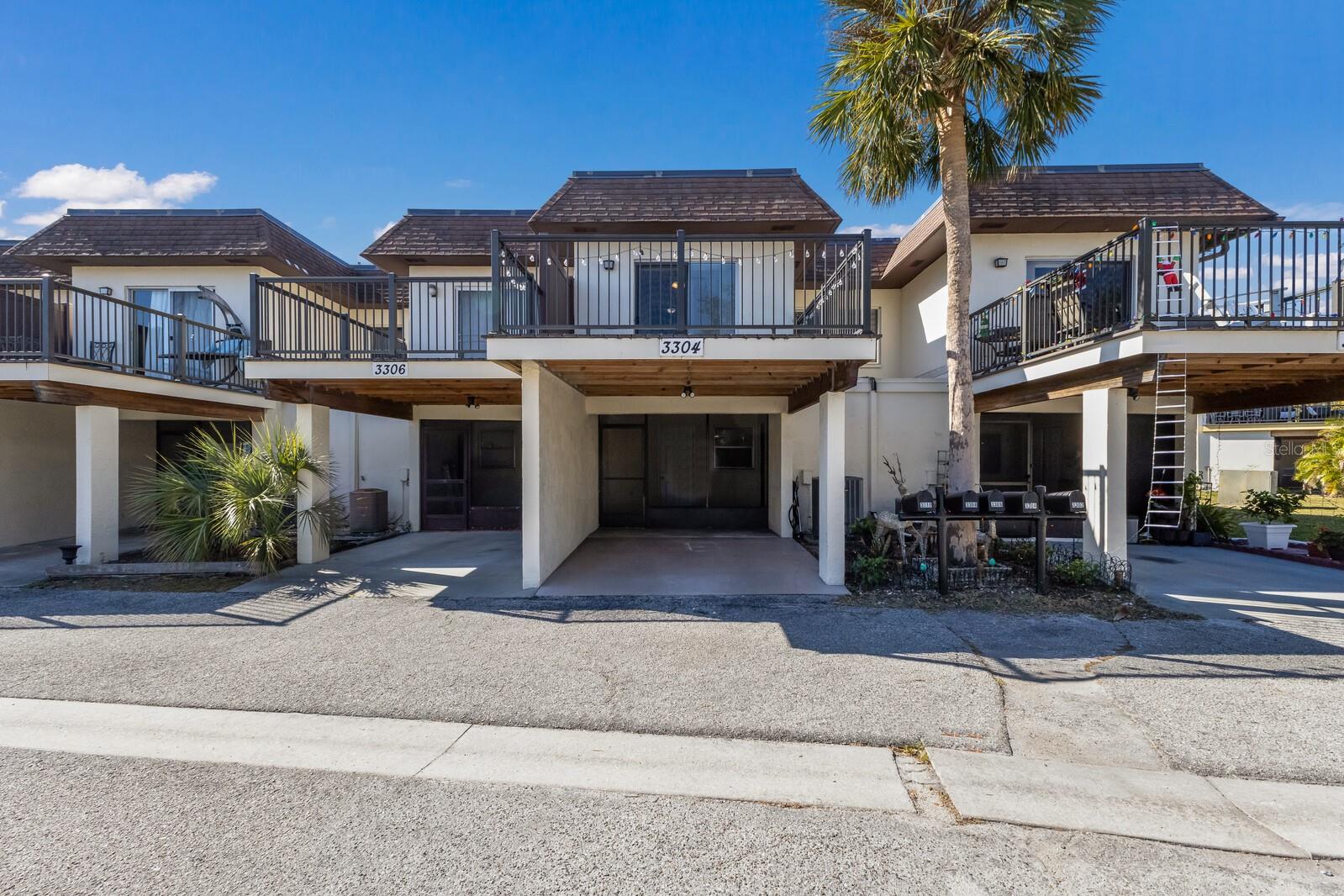 Townhouse in SARASOTA, FL - Daniel Dourado