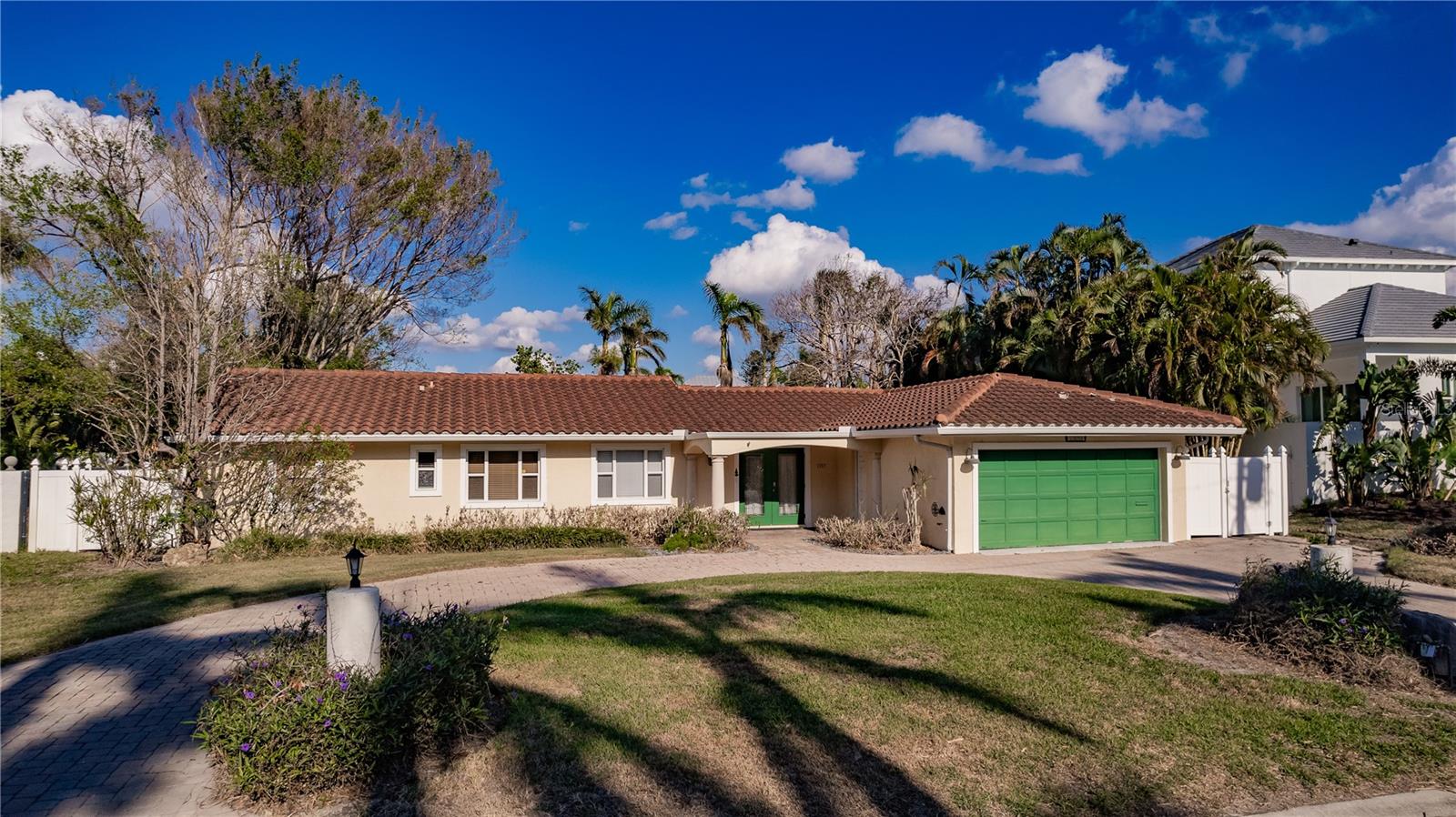  in SARASOTA, FL - Daniel Dourado