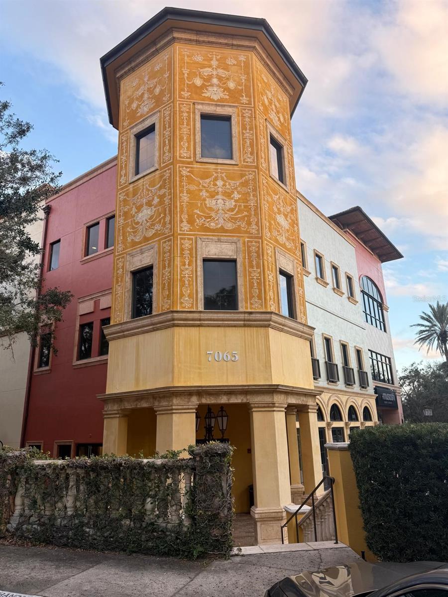 Office in ORLANDO, FL - Daniel Dourado