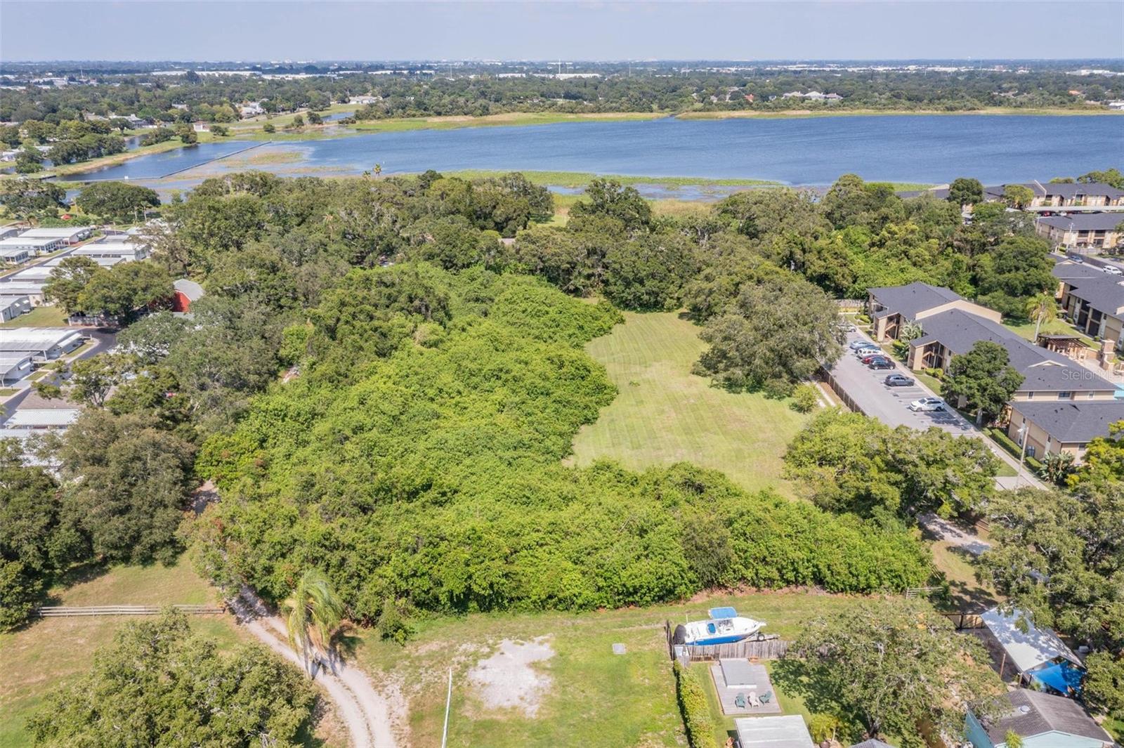Mixed Use in LARGO, FL - Daniel Dourado