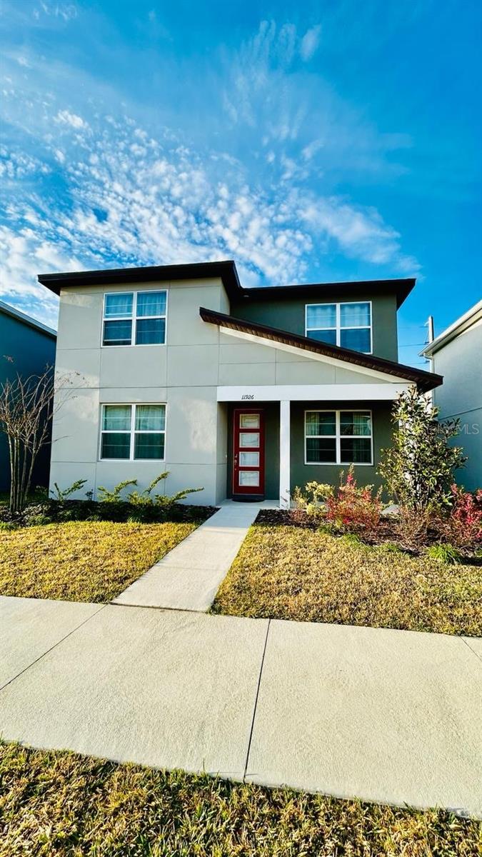 Single Family Residence in ORLANDO, FL - Daniel Dourado