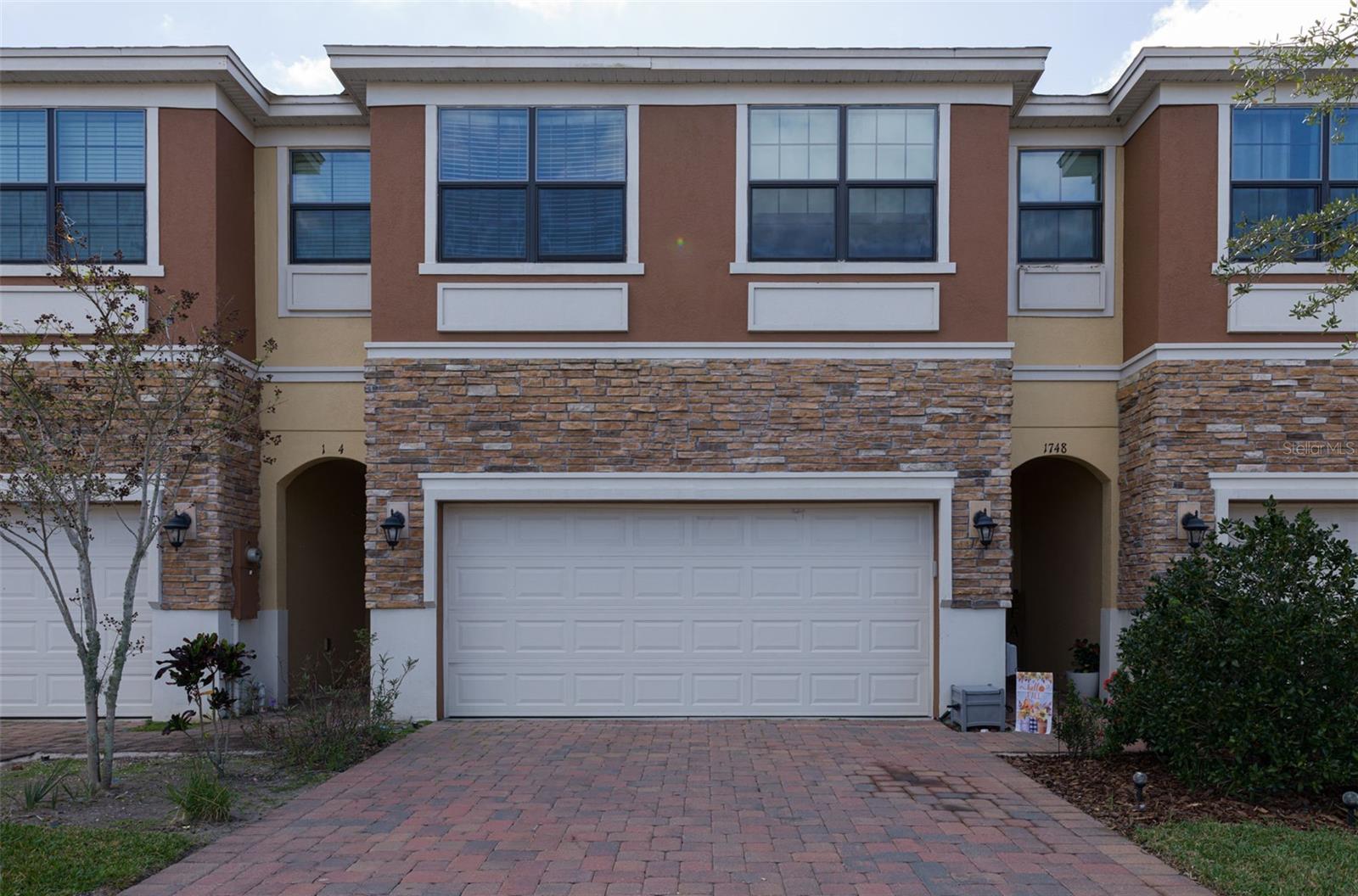 Townhouse in ORLANDO, FL - Daniel Dourado