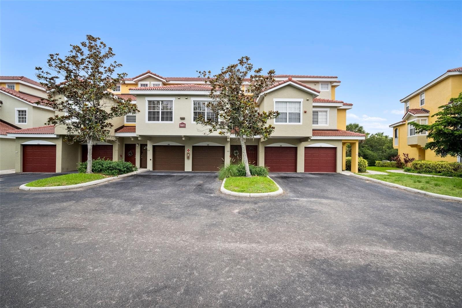 Condominium in SARASOTA, FL - Daniel Dourado