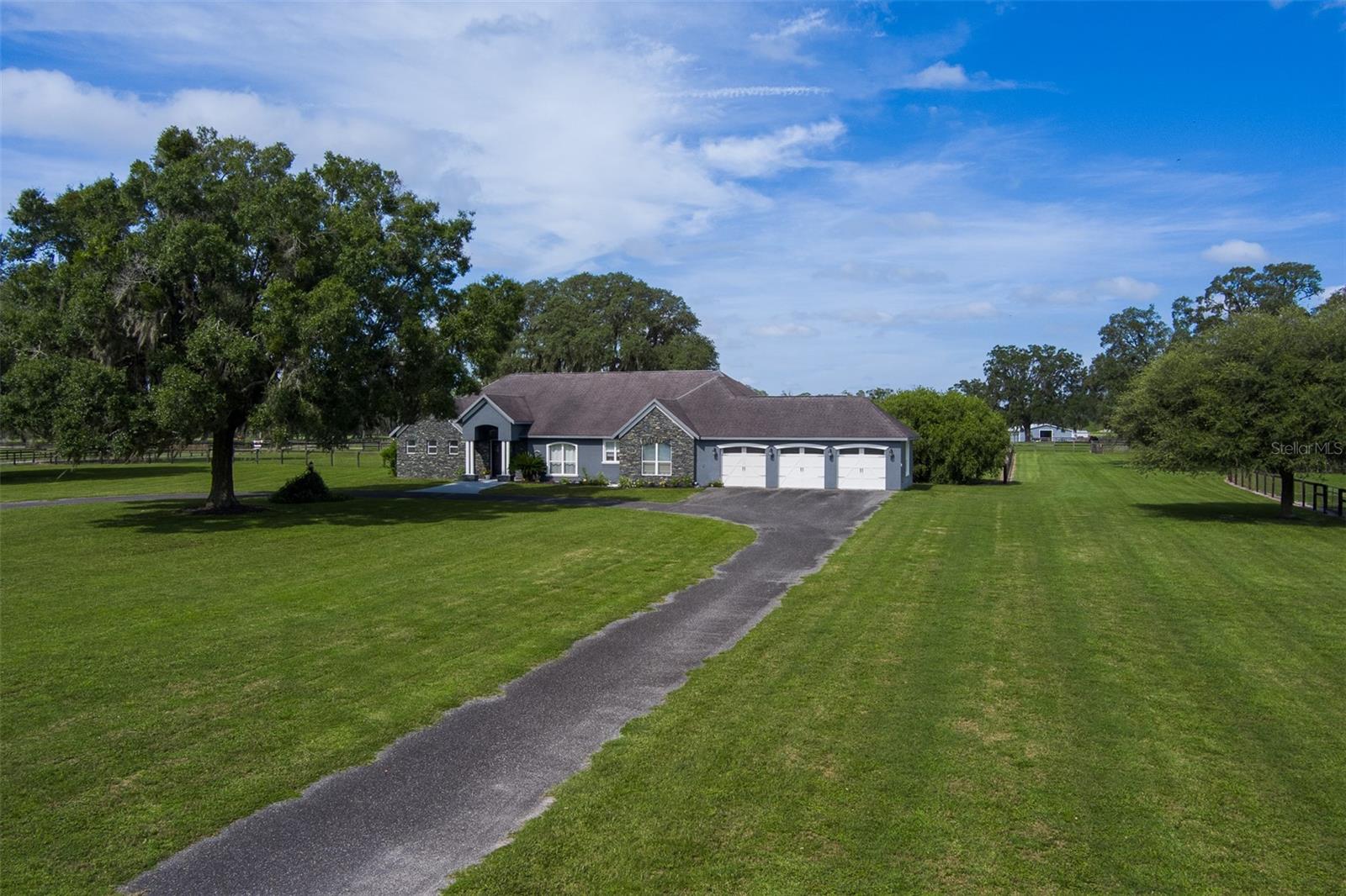 Single Family Residence em OCALA, FL - Daniel Dourado