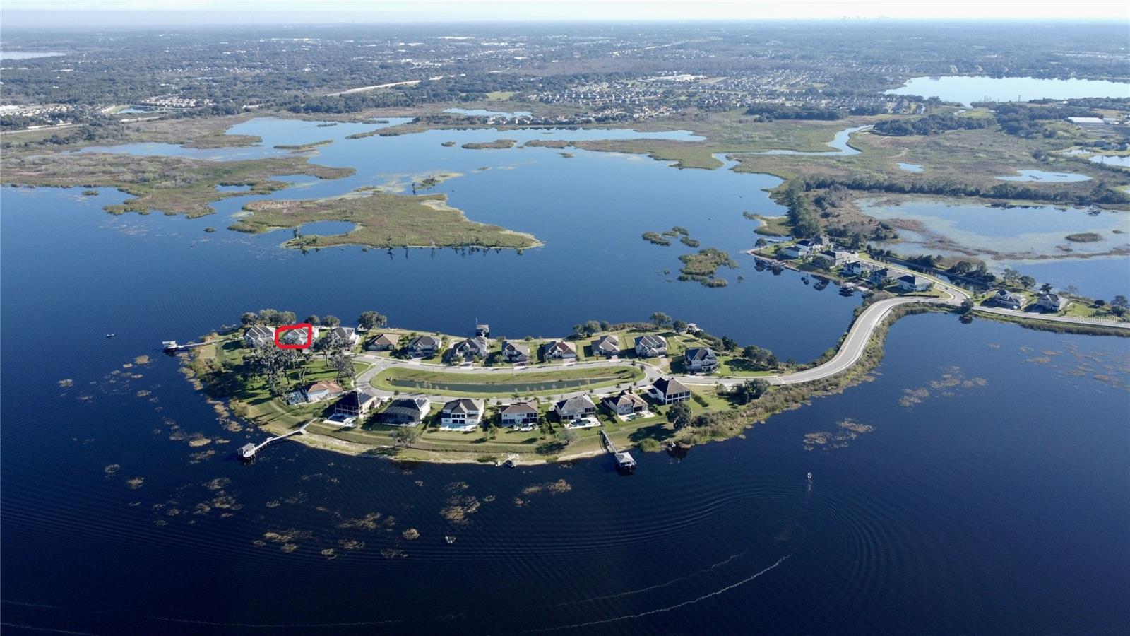 Single Family Residence em WINTER GARDEN, FL - Daniel Dourado