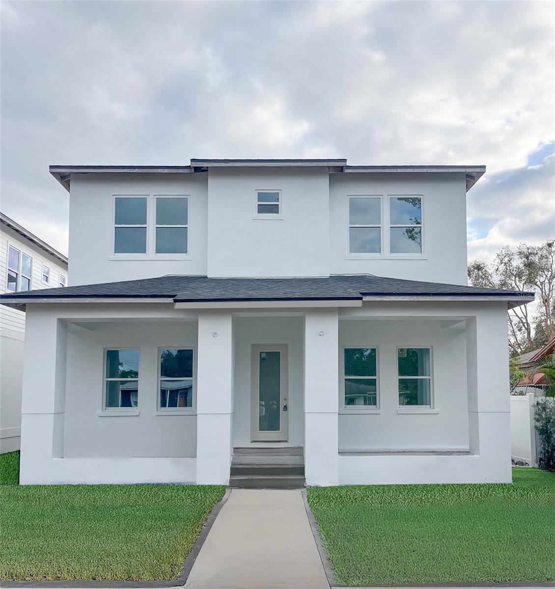 Single Family Residence em ST PETERSBURG, FL - Daniel Dourado