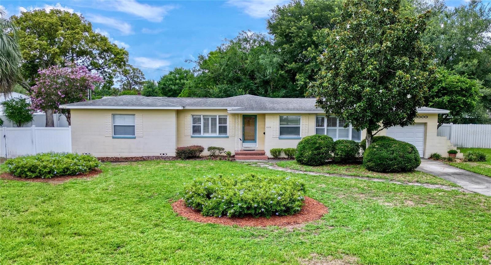 Single Family Residence em ORLANDO, FL - Daniel Dourado