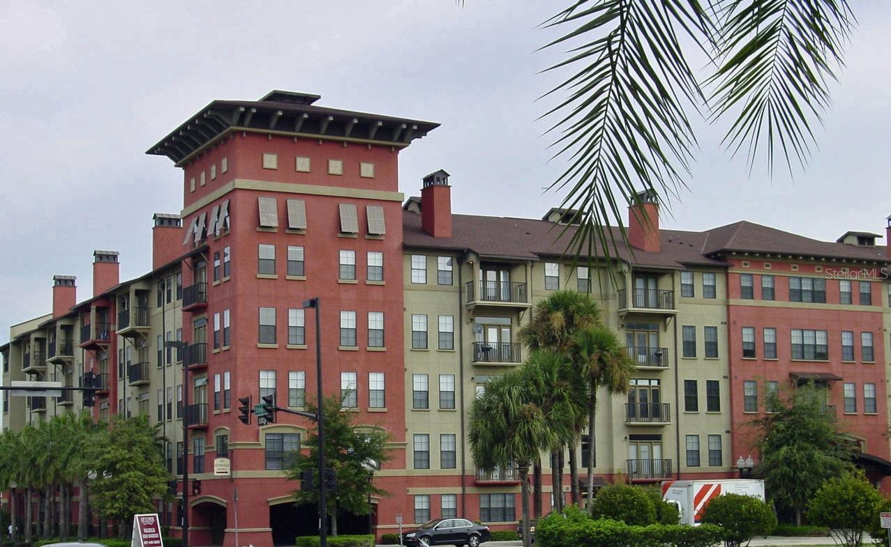 Condominium in ORLANDO, FL - Daniel Dourado