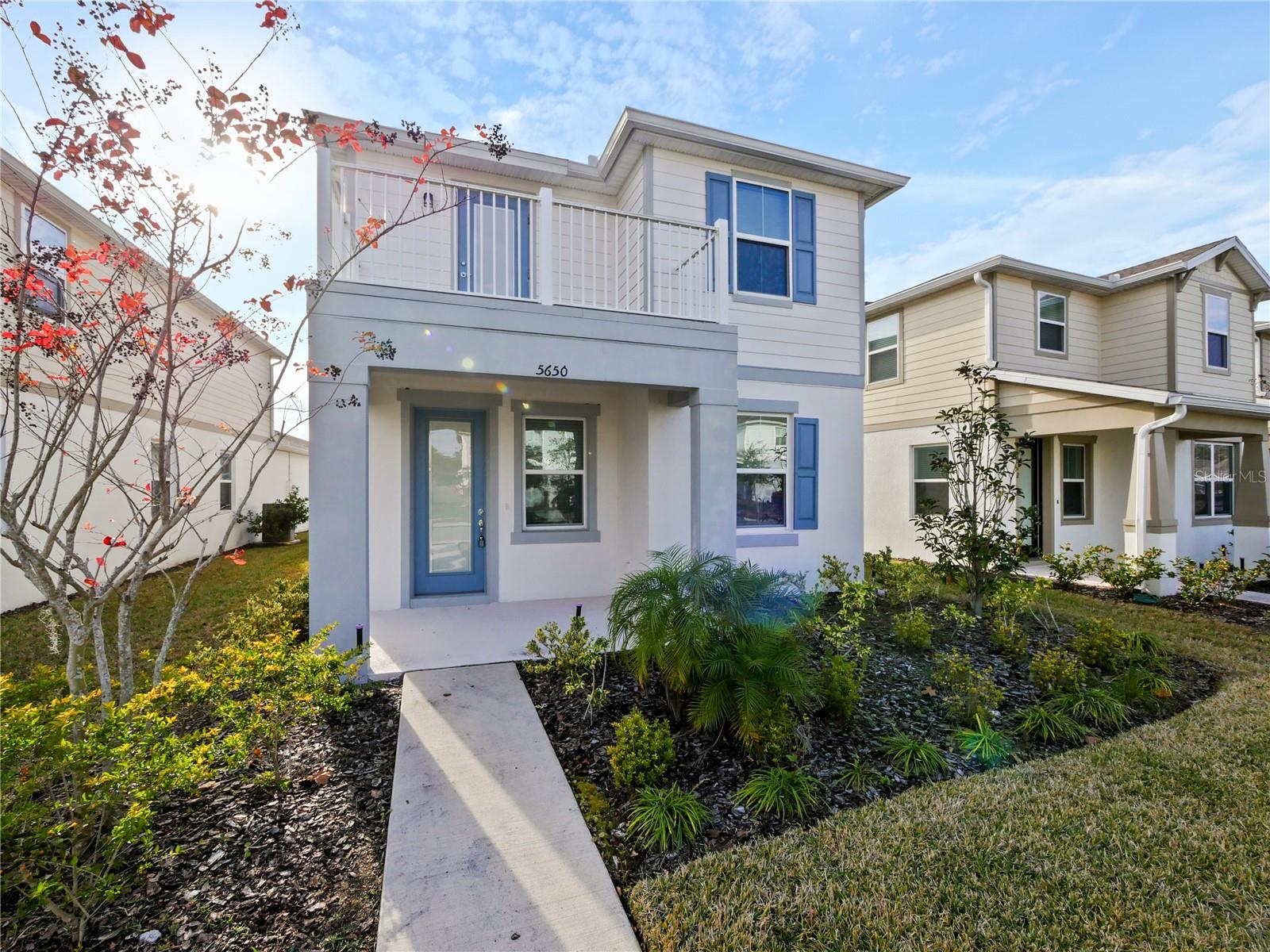 Single Family Residence in ORLANDO, FL - Daniel Dourado